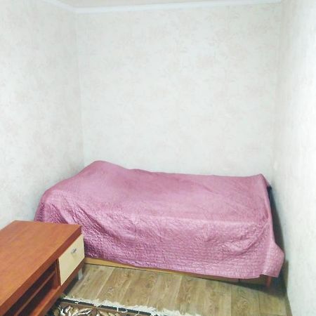 Okhtyrka Двухкомнатная Квартира В Центре מראה חיצוני תמונה