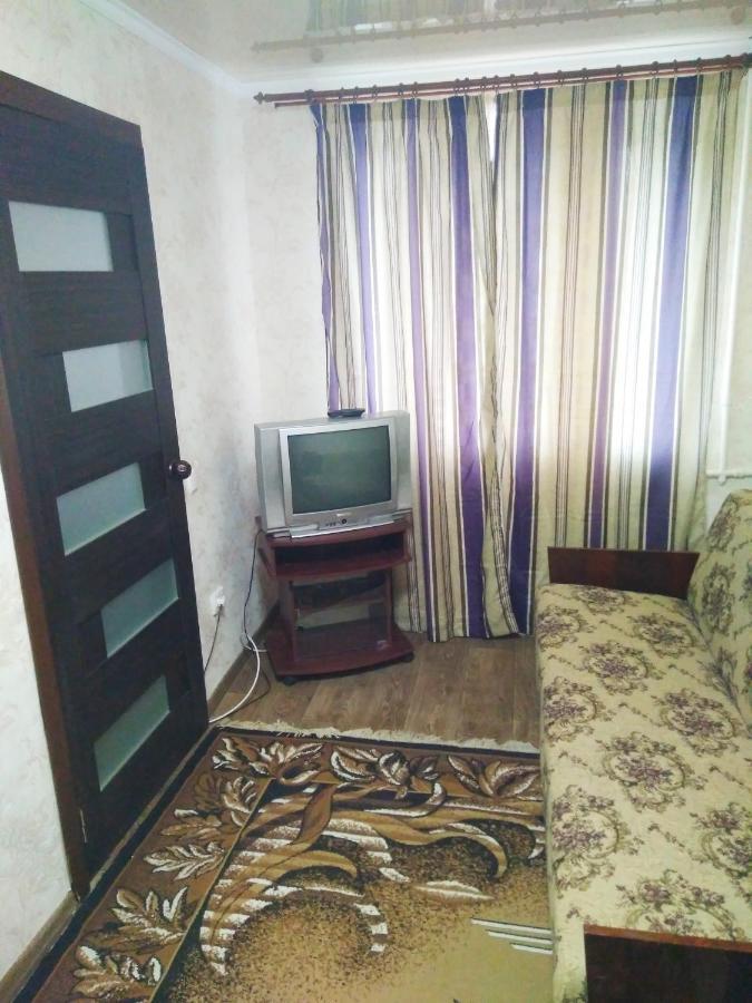 Okhtyrka Двухкомнатная Квартира В Центре מראה חיצוני תמונה