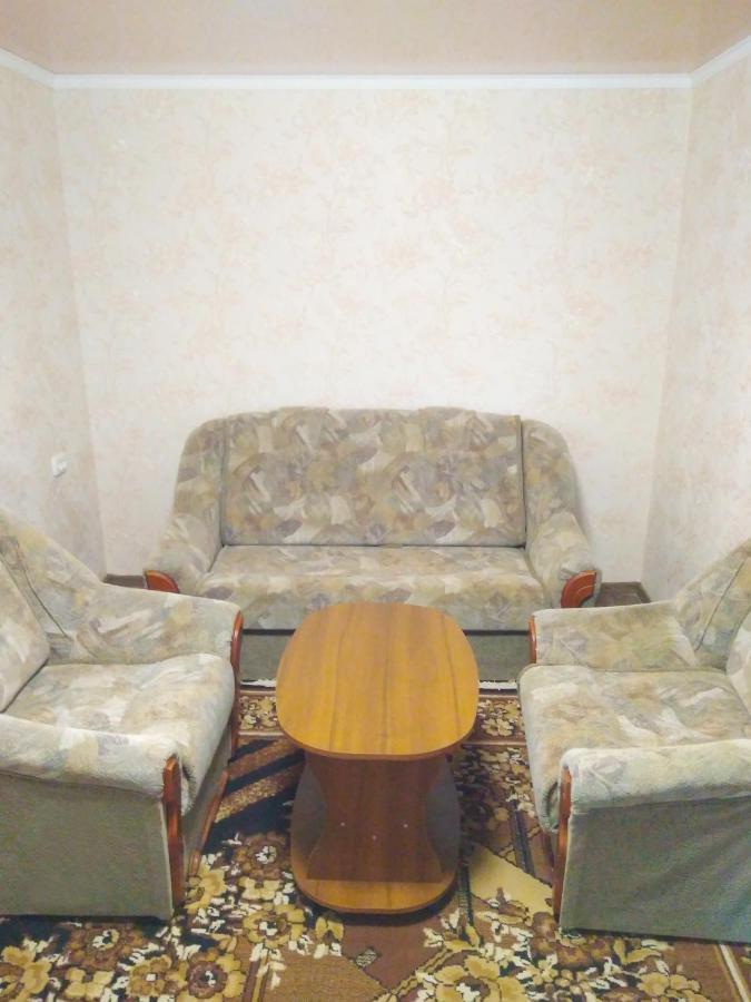Okhtyrka Двухкомнатная Квартира В Центре מראה חיצוני תמונה